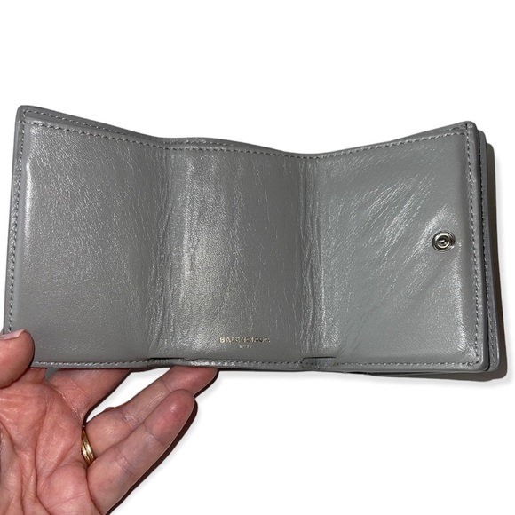 BALENCIAGA Mini Wallet Grey Saffiano Leather Trifold Wallet Dust Bag Box EUC - Picture 4 of 13